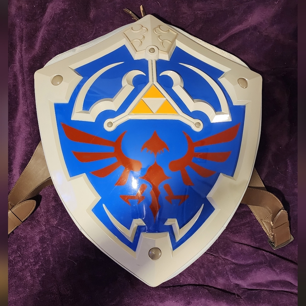 Legend of Zelda Hylian Shield Laptop Case
